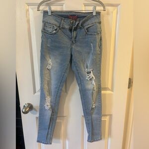 Women’s skinny jeans size 9 brand Wax Jean with rips